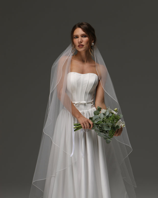 Single Layer Cascade Wedding Veil with Pencil Edge – Delicate Sheer Minimalist Bridal Veil