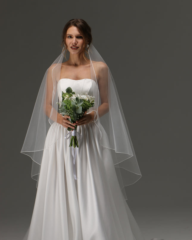 One Tier Cascade Veil with pencil Edge | Soft Classic Ivory Wedding Veil