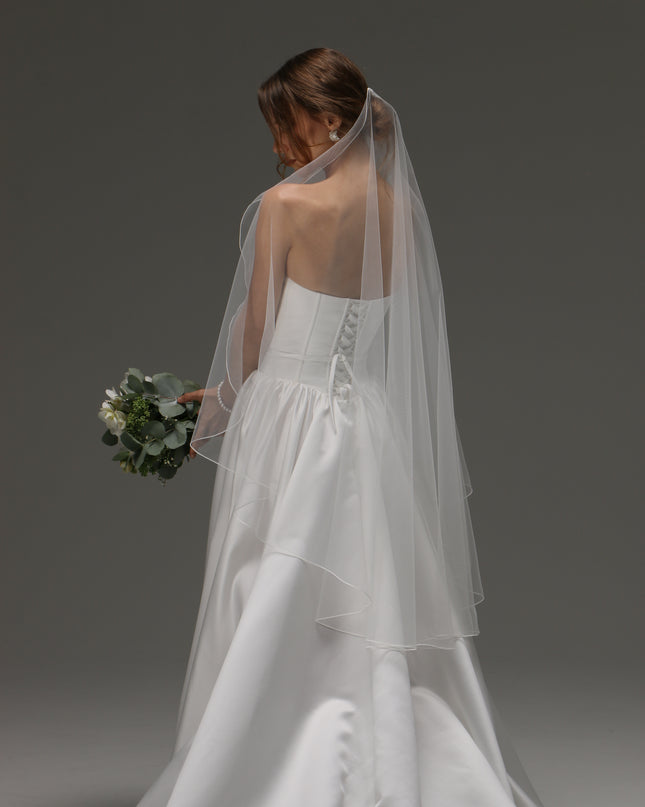 One Tier Cascade Veil with pencil Edge | Soft Classic Ivory Wedding Veil