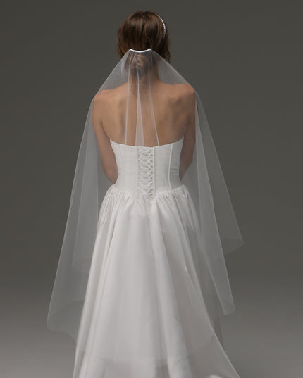 One Tier Cascade Veil with Raw Edge | Soft Ivory Cathedral Wedding Veil | Classic Soft Bridal Veil