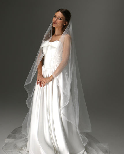 One-Tier Cascade Veil with Glitter Horsehair Edge