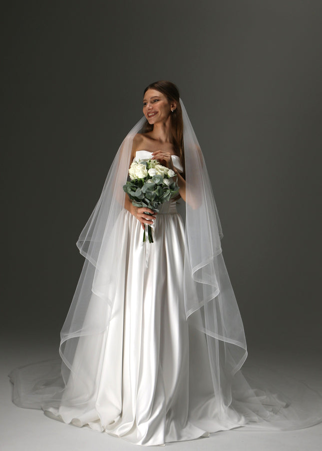 Two Tier Ivory Bridal Veil with Horsehair Edge – Classic Wedding Veil