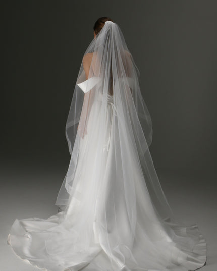 One Tier Cascade Wedding Veil – Long Soft Tulle Veil with Horsehair Edge