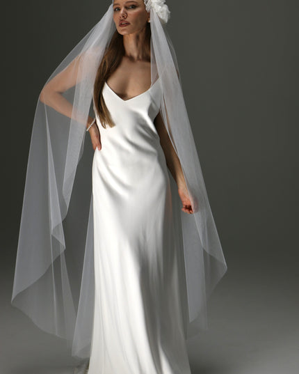 Juliet Cap Veil with Side Flower – One Tier Cascade Soft Tulle Long Bridal Veil