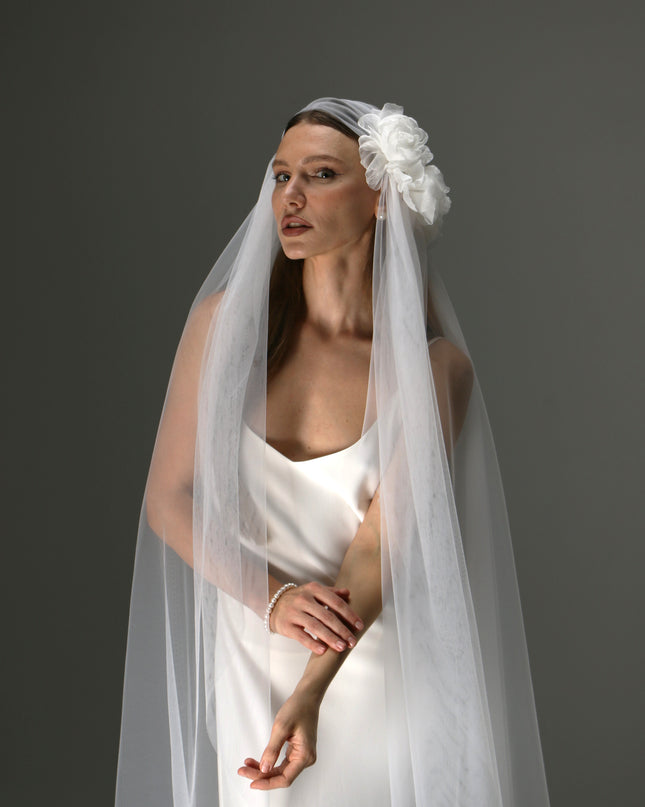 Juliet Cap Veil with Side Flower – One Tier Cascade Soft Tulle Long Bridal Veil