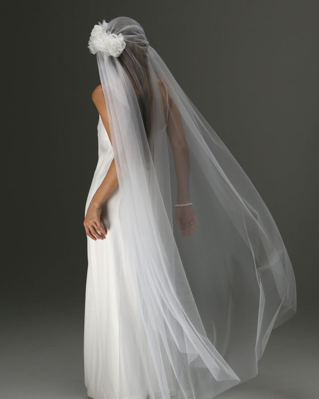 Juliet Cap Veil with Side Flower – One Tier Cascade Soft Tulle Long Bridal Veil