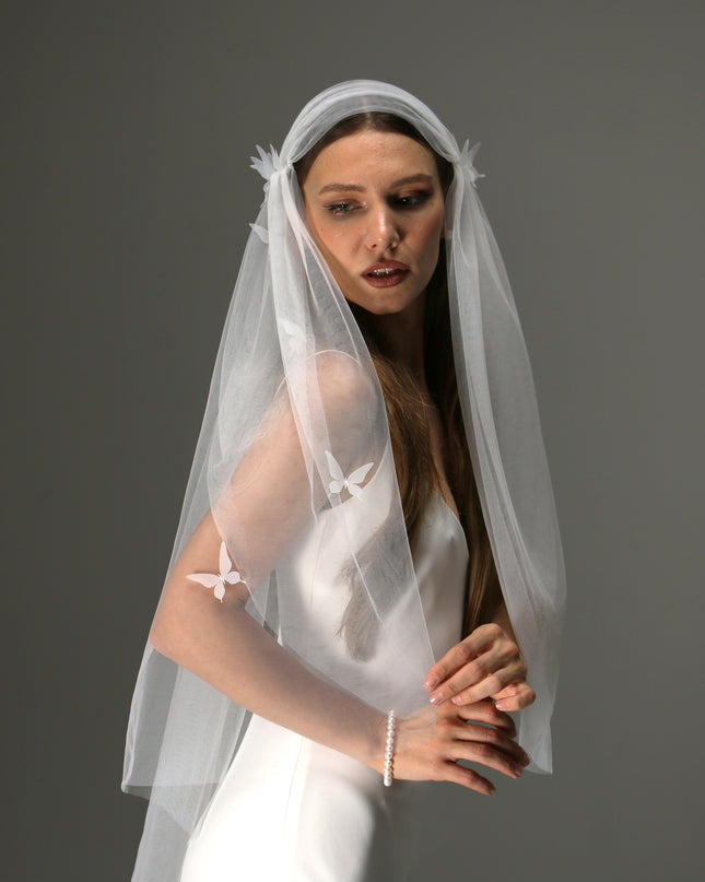 Juliet Cap Veil with 3D Butterflies – One Tier Soft Tulle Boho Bridal Veil