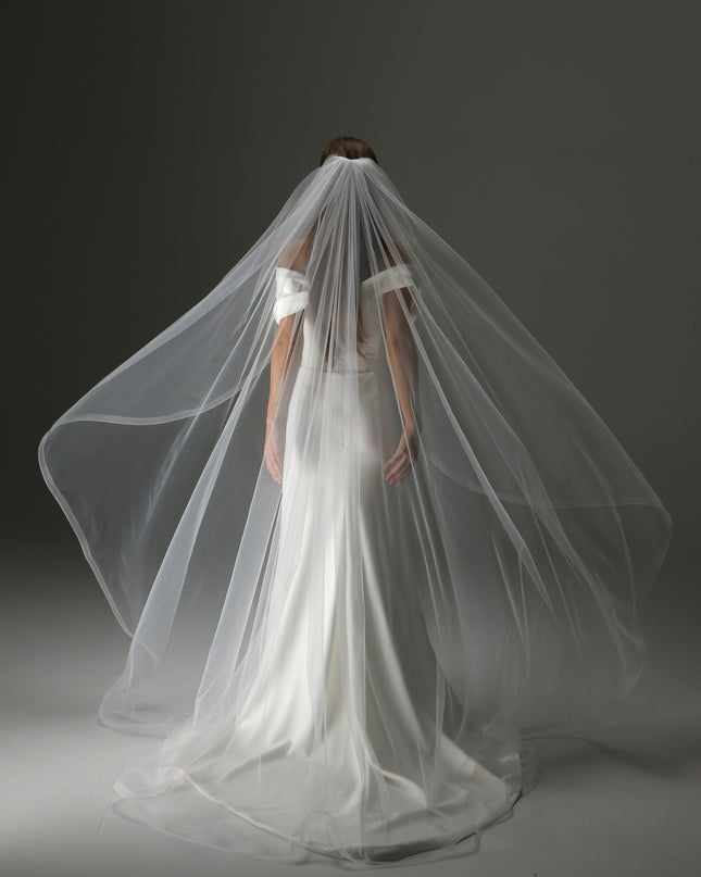 One Layer Cathedral Cascade Bridal Veil with Flowing Train and Horsehair Edge
