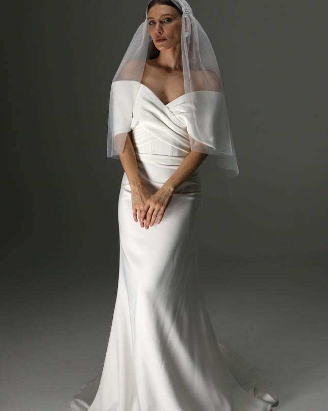 Juliet Cap Veil with Lace Appliqués – One Tier Cascade Soft Tulle Bridal Veil