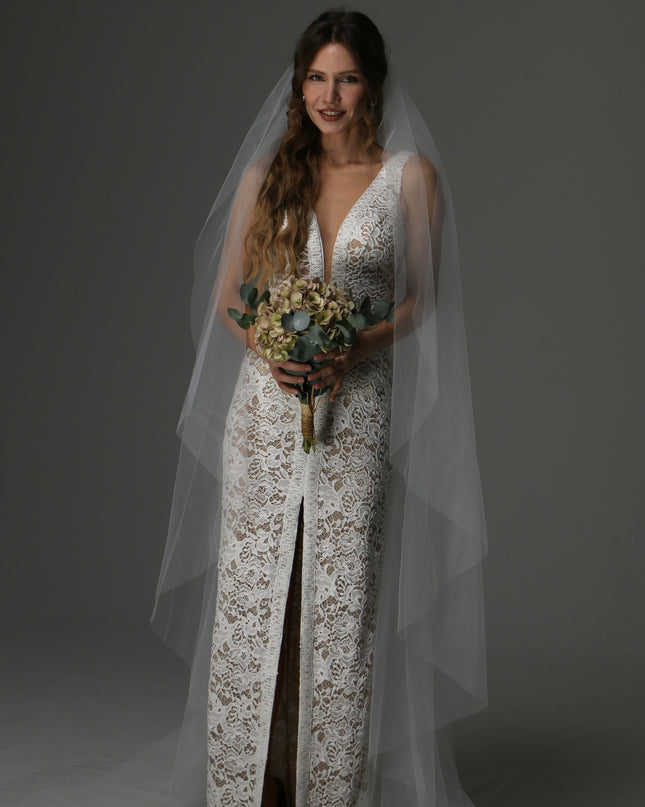 Single Tier Cathedral Veil – Plain Sheer Tulle Wedding Veil, Cut Edge Cascade Bridal Veil, Royal Length Veil