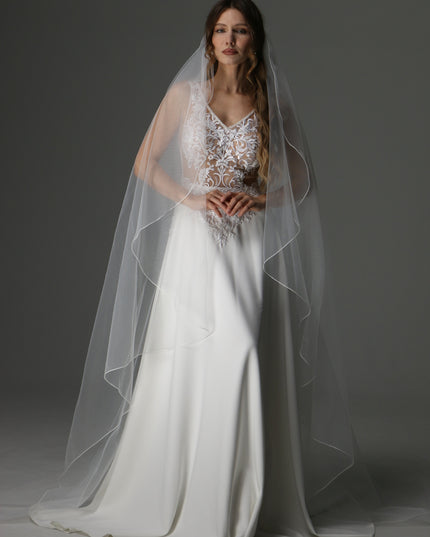 Soft Tulle Cascade Veil – Light and Airy with Pencil Edge