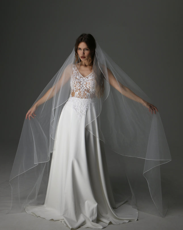 Soft Tulle Cascade Veil – Light and Airy with Pencil Edge