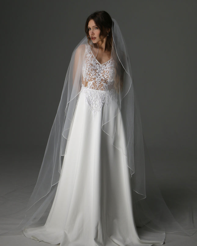 Soft Tulle Cascade Veil – Light and Airy with Pencil Edge