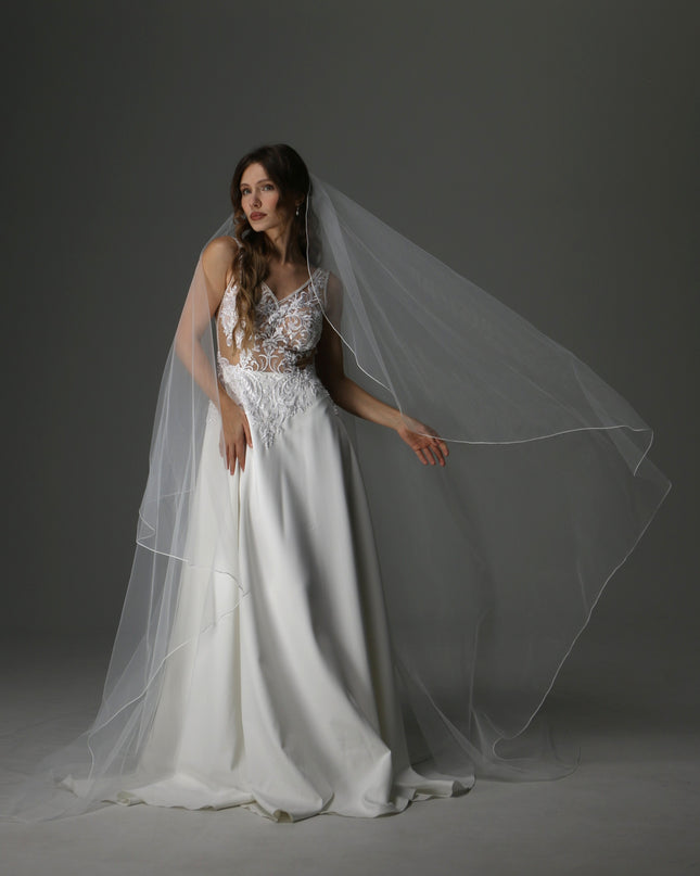 Soft Tulle Cascade Veil – Light and Airy with Pencil Edge