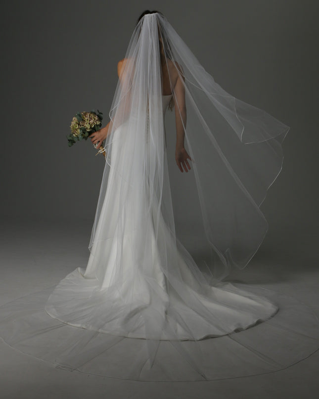 Soft Tulle Wedding Veil with Pencil Edge – Single Tier Cascade Style