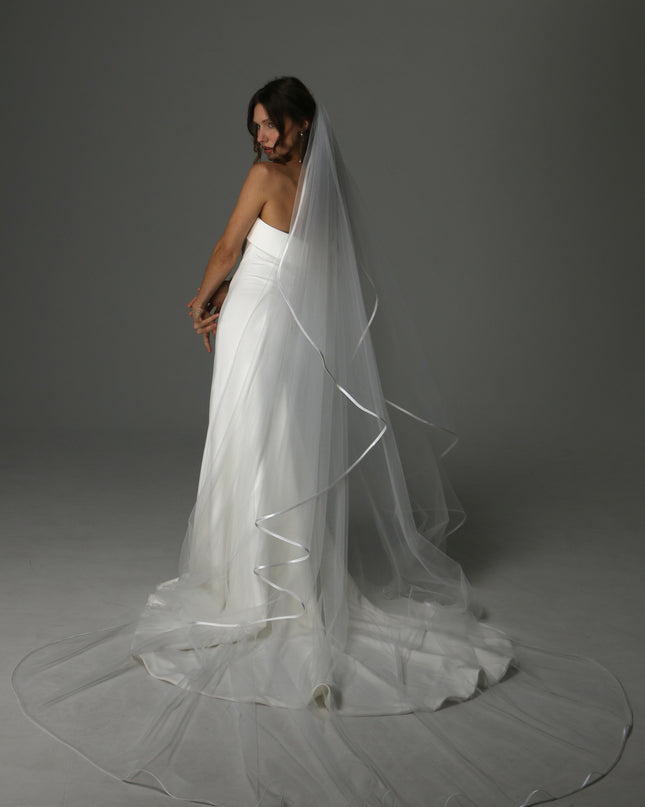 Minimalist Cascading Veil, One Layer Satin Ribbon Edge Veil, Simple Bridal Veil