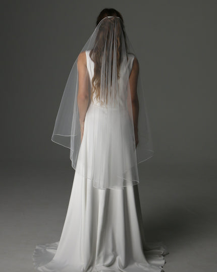 One Tier Cascade Bridal Veil with Pencil Edge | Simple Wedding Veil