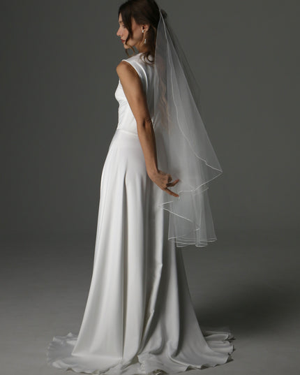 One Tier Cascade Bridal Veil with Pencil Edge | Simple Wedding Veil