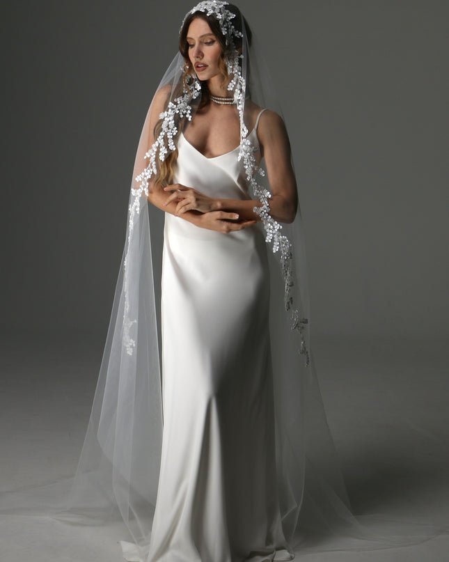 Lace Appliqué Cathedral Veil: One Tier Mantilla, Ivory Tulle