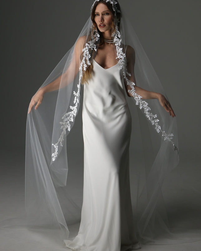 Lace Appliqué Cathedral Veil: One Tier Mantilla, Ivory Tulle