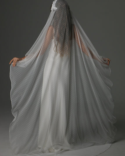 Romantic Juliet Cap Wedding Veil with Lace Appliqués – Single Tier Bridal Veil