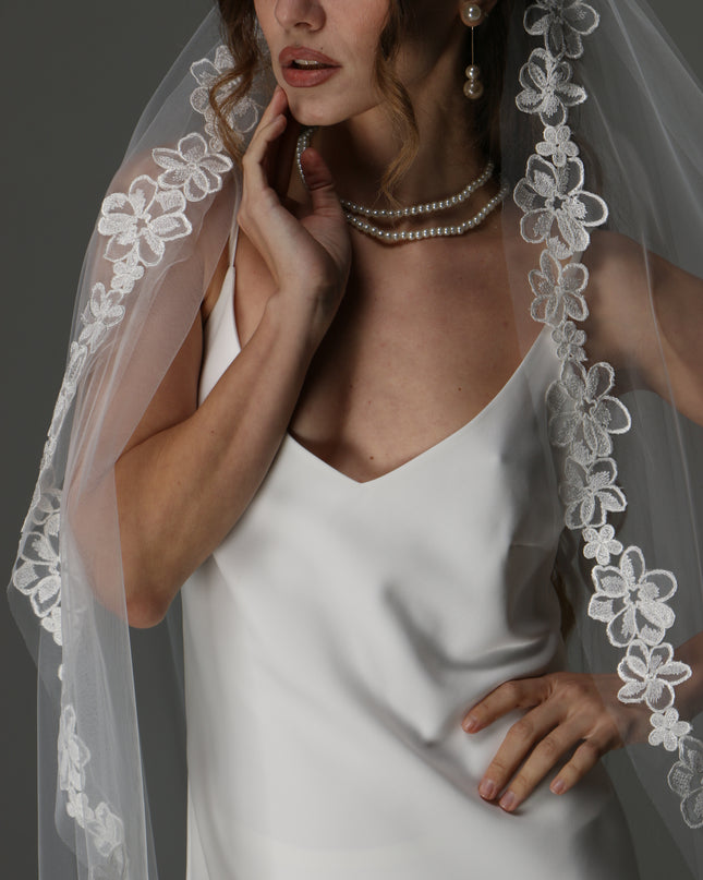 One Tier Cascade Bridal Veil with Lace Floral Appliqués | Romantic Wedding Veil