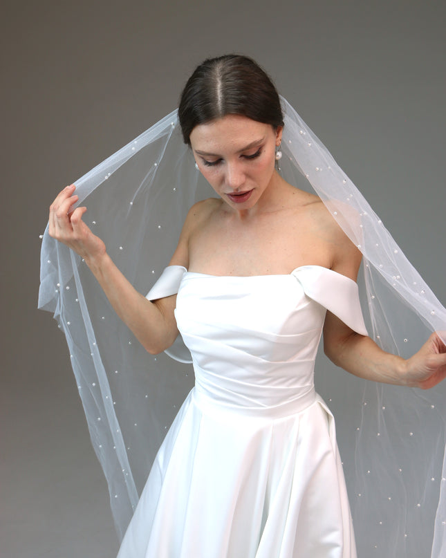 Cathedral Wedding Veil, Cathedral Veil with Pearl Edge, Pearl Trim Veil, Scattered Pearl Bridal Veil