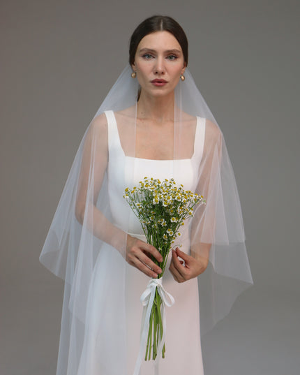 White veil,2 tiers veil,soft tulle,classic veil