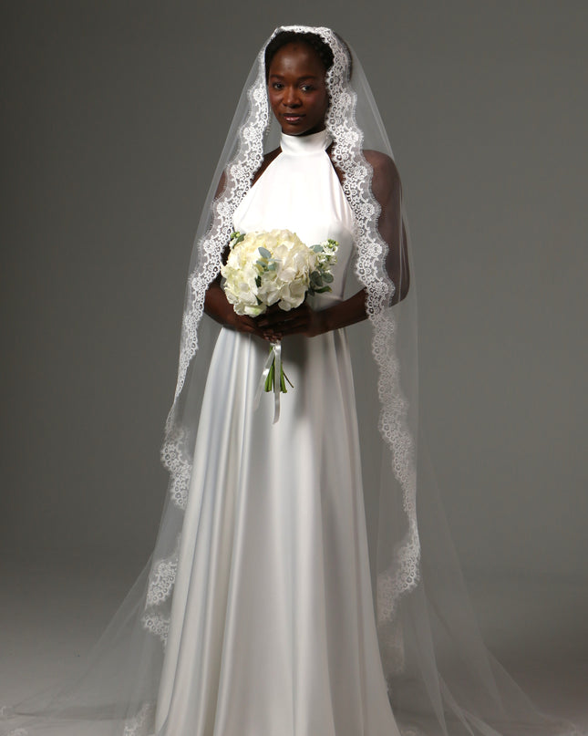 Lace Edge Cathedral Wedding Veil Soft Tulle One Tier