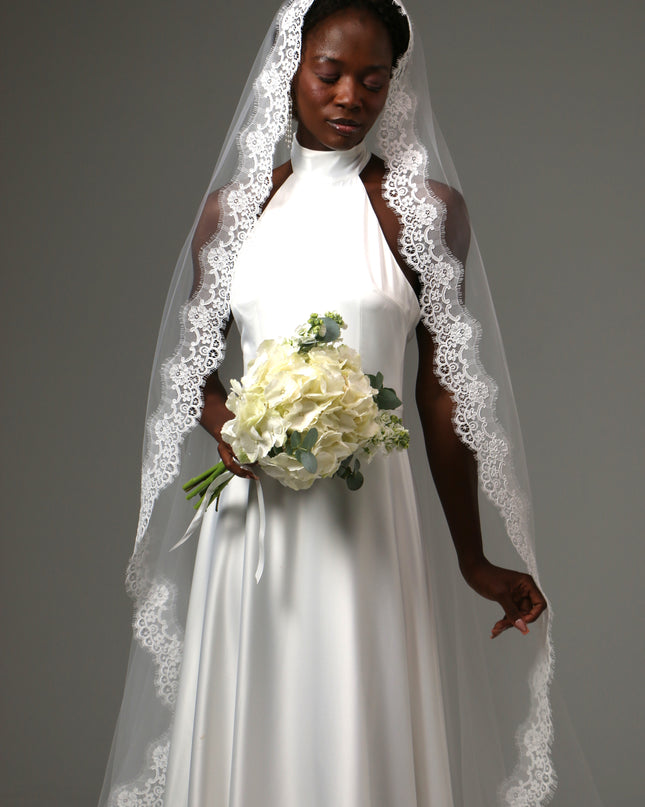 Lace Edge Cathedral Wedding Veil Soft Tulle One Tier