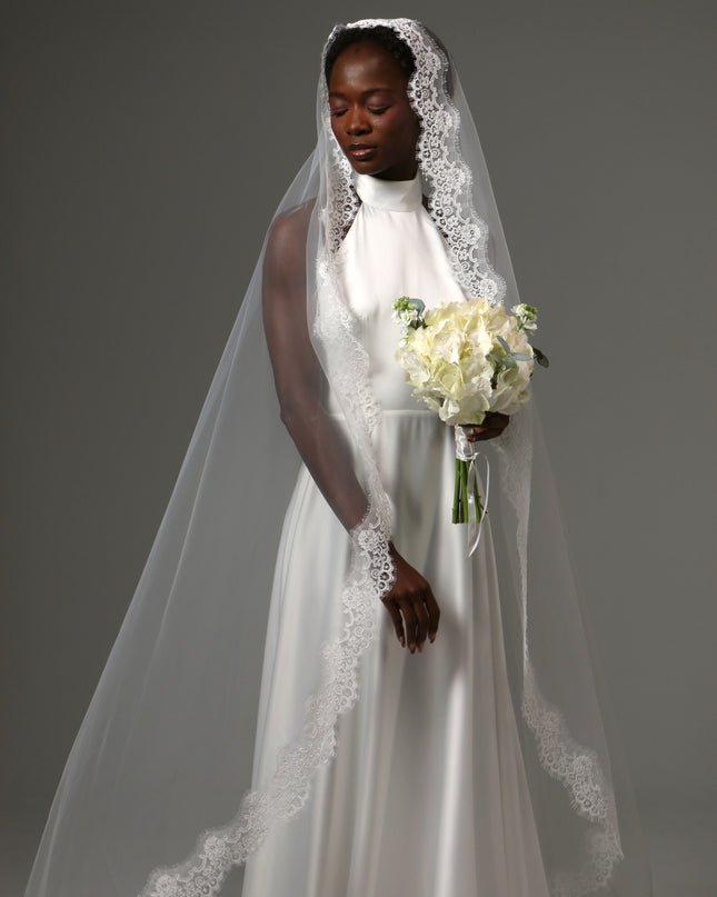 Lace Edge Cathedral Wedding Veil Soft Tulle One Tier