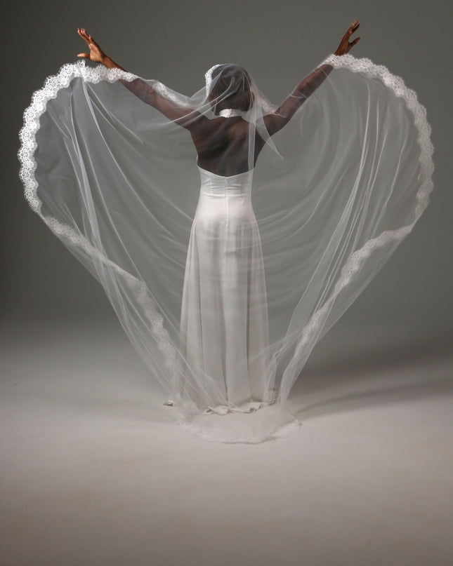 Lace Edge Cathedral Wedding Veil Soft Tulle One Tier