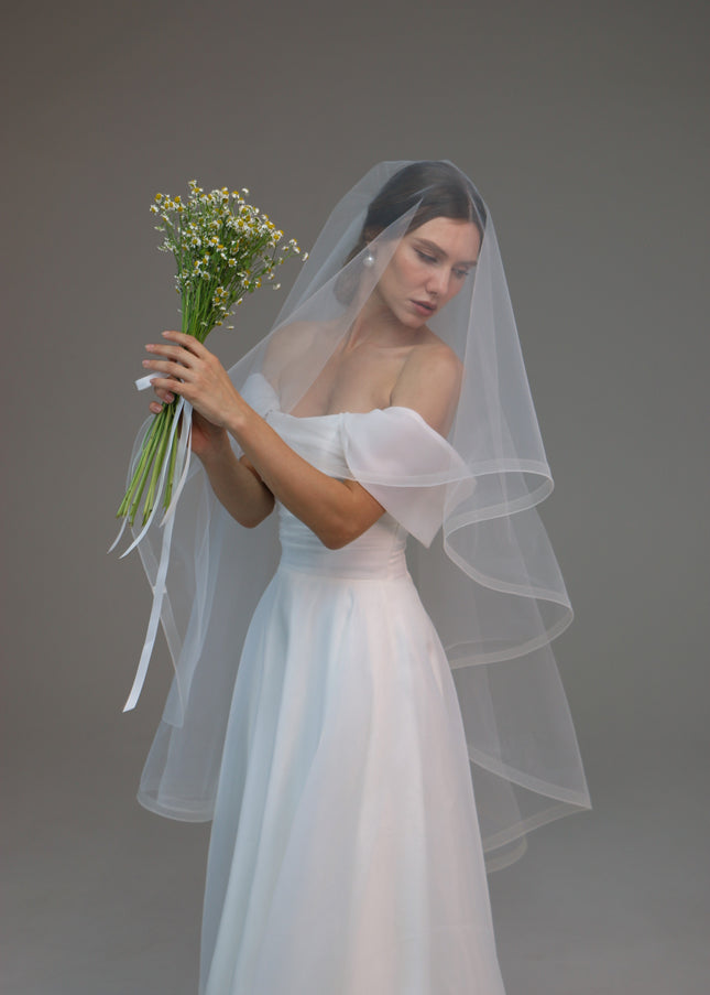 Horsehair Trim Veil, Blusher Veil with Crinoline Edge, Fingertip Length Veil with Tail