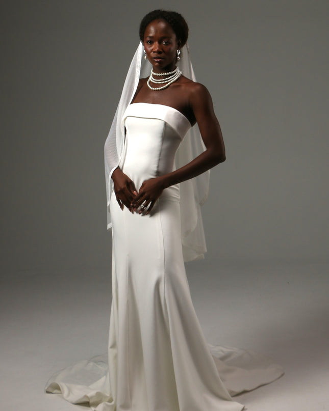 Dotted Lace Edge Fingertip Wedding Veil Soft Tulle Veil