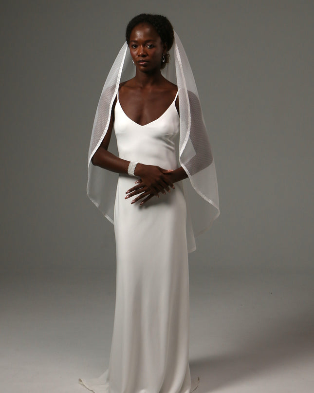 Dotted Lace Edge Fingertip Wedding Veil Soft Tulle Veil