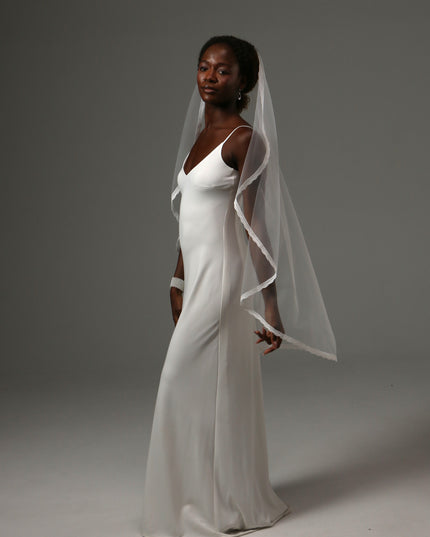 Lace Edge Fingertip Wedding Veil Soft Tulle Bridal Veil