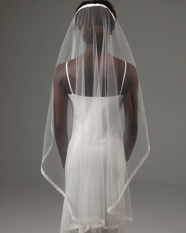 Lace Edge Fingertip Wedding Veil Soft Tulle Bridal Veil