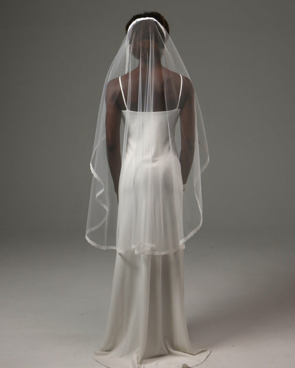 Lace Edge Fingertip Wedding Veil Soft Tulle Bridal Veil