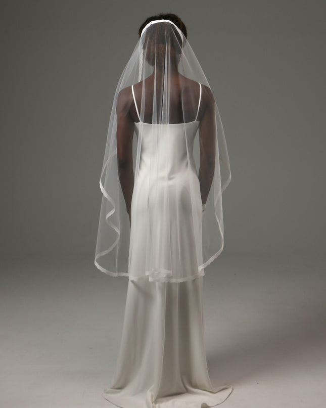 Lace Edge Fingertip Wedding Veil Soft Tulle Bridal Veil