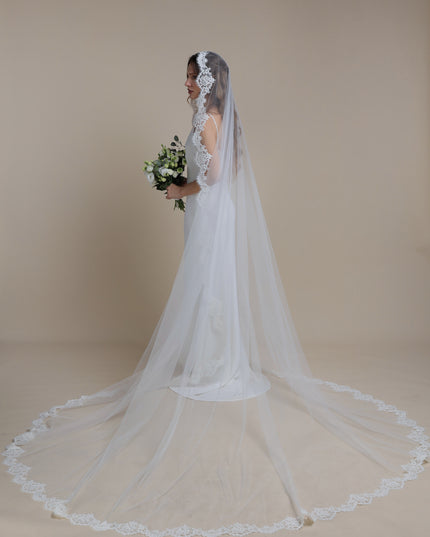 Lace Boho Cathedral Veil: One Tier Mantilla, Ivory Tulle