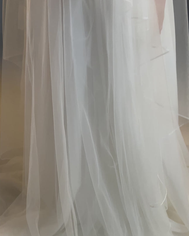 Sheer bridal veil with pencil edge – two-tier blusher veil, cathedral length, dramatic wedding veil