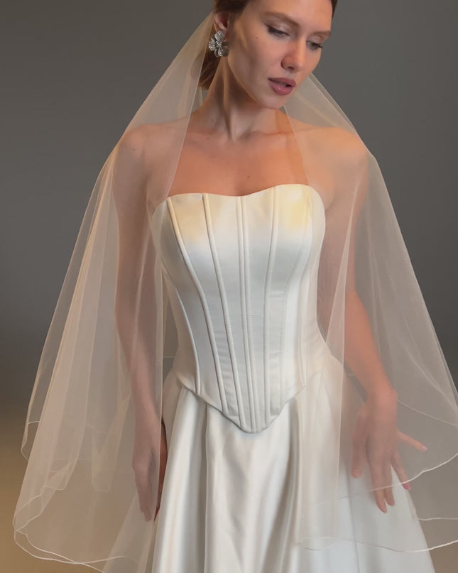 2-Layer Cathedral Wedding Veil – Classic Ivory Bridal Veil with Pencil Edge, Minimalist & Modern Design