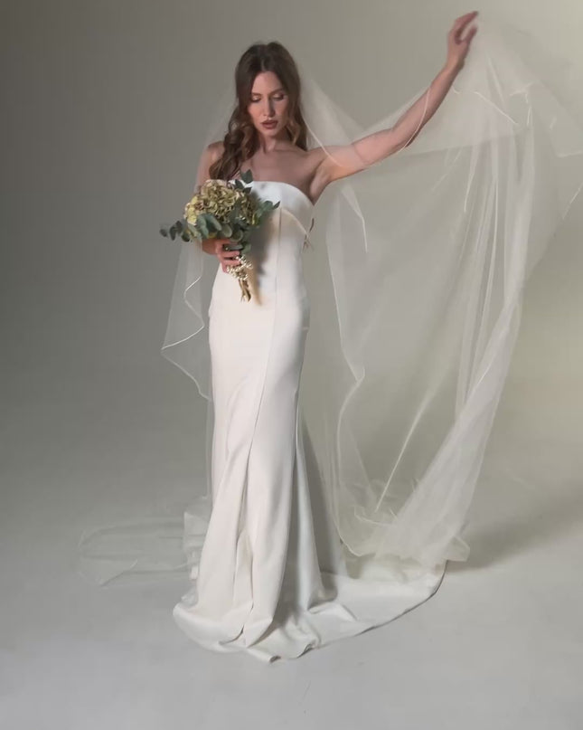 Soft Tulle Wedding Veil with Pencil Edge – Single Tier Cascade Style