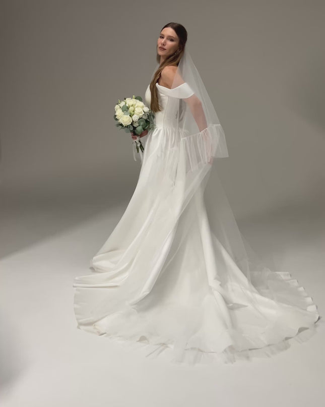 Romantic Boho Wedding Veil – Two Tiers, Flowing Tulle with Ruffle Edge